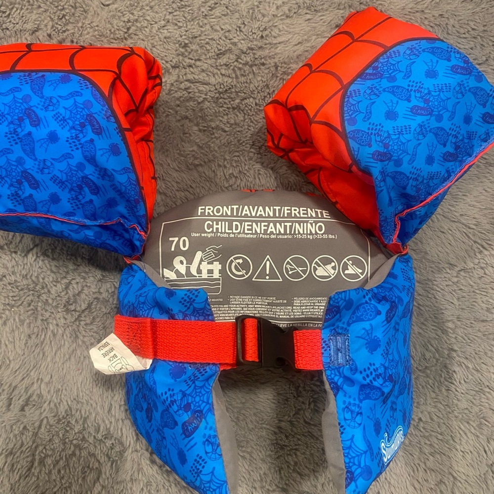 Spider-Man Pool Floaties - Picture 8 of 9